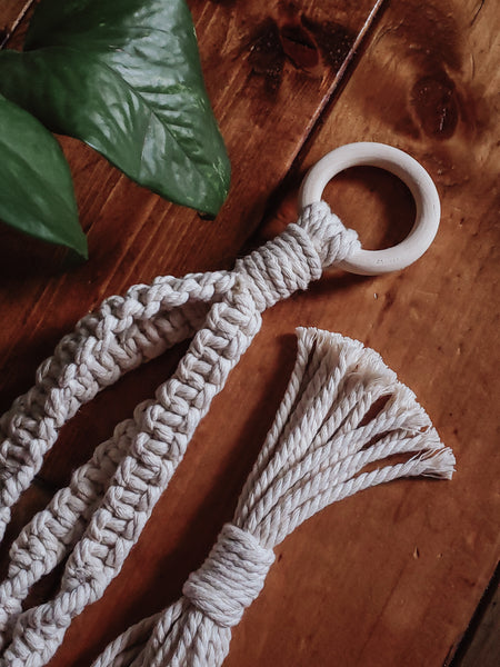 Macramé Twist Plant Hanger